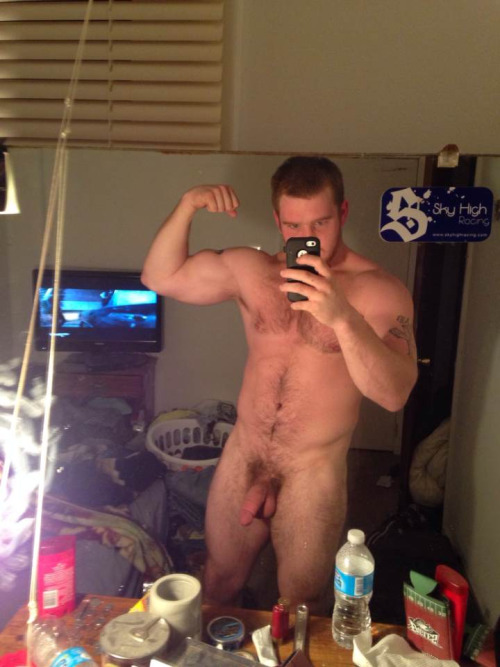 Horny Australian Gerryboiz26 Showing Off Naked Body MrGays