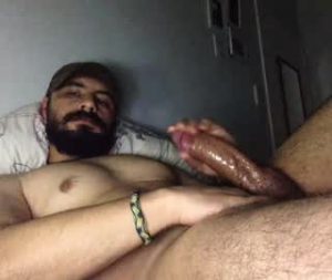 Horny Arab Gay Dude Wants To Stroke His Thick Meat On Cam